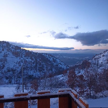 Lesnovo House Tomevski Экстерьер фото