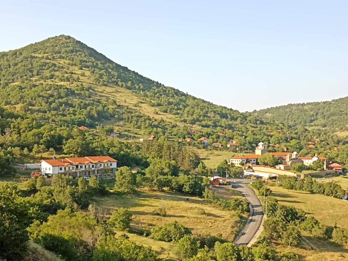Lesnovo House Tomevski Экстерьер фото